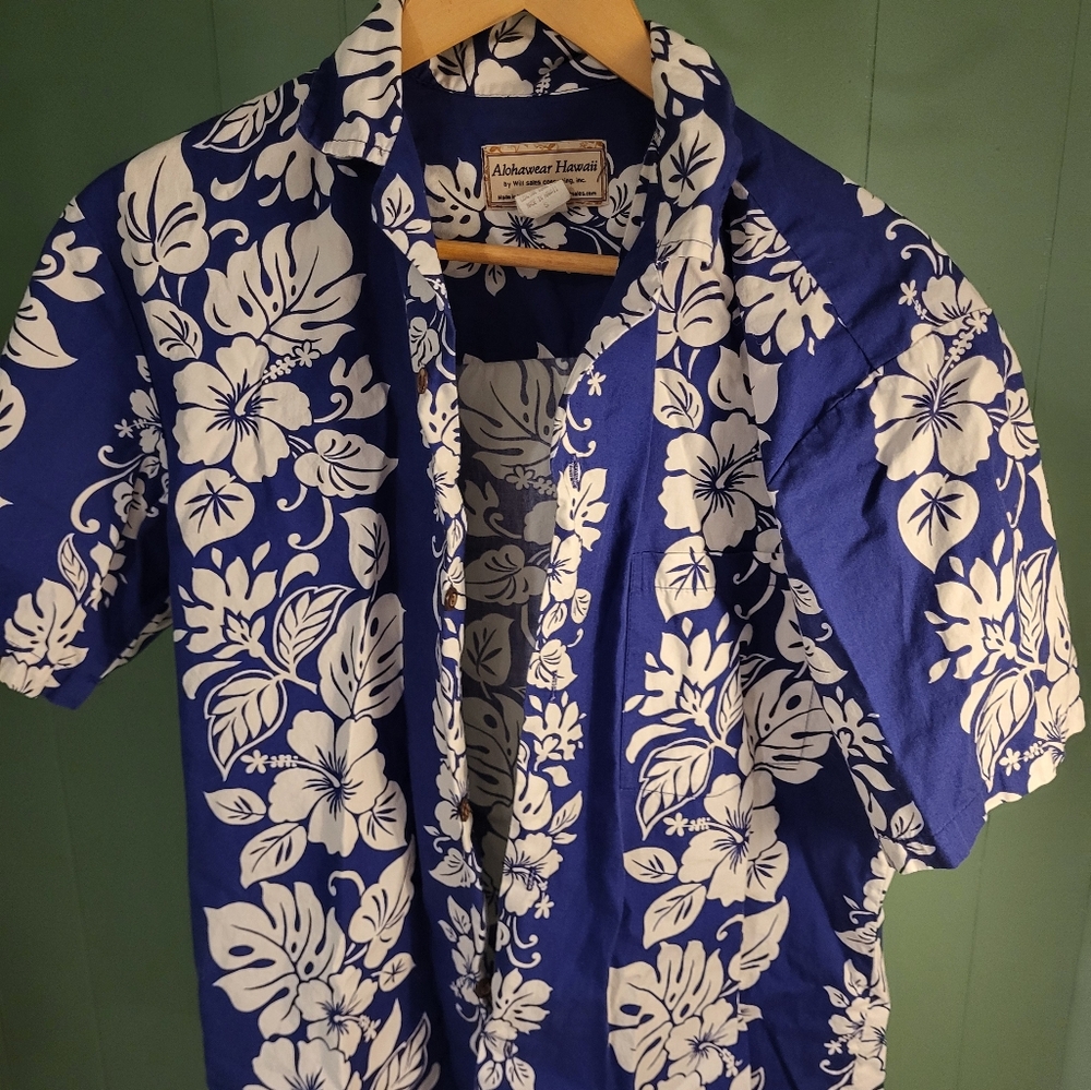 Vintage Aloha Floral Blue and White, Small, Made in USA, 100% Cotton